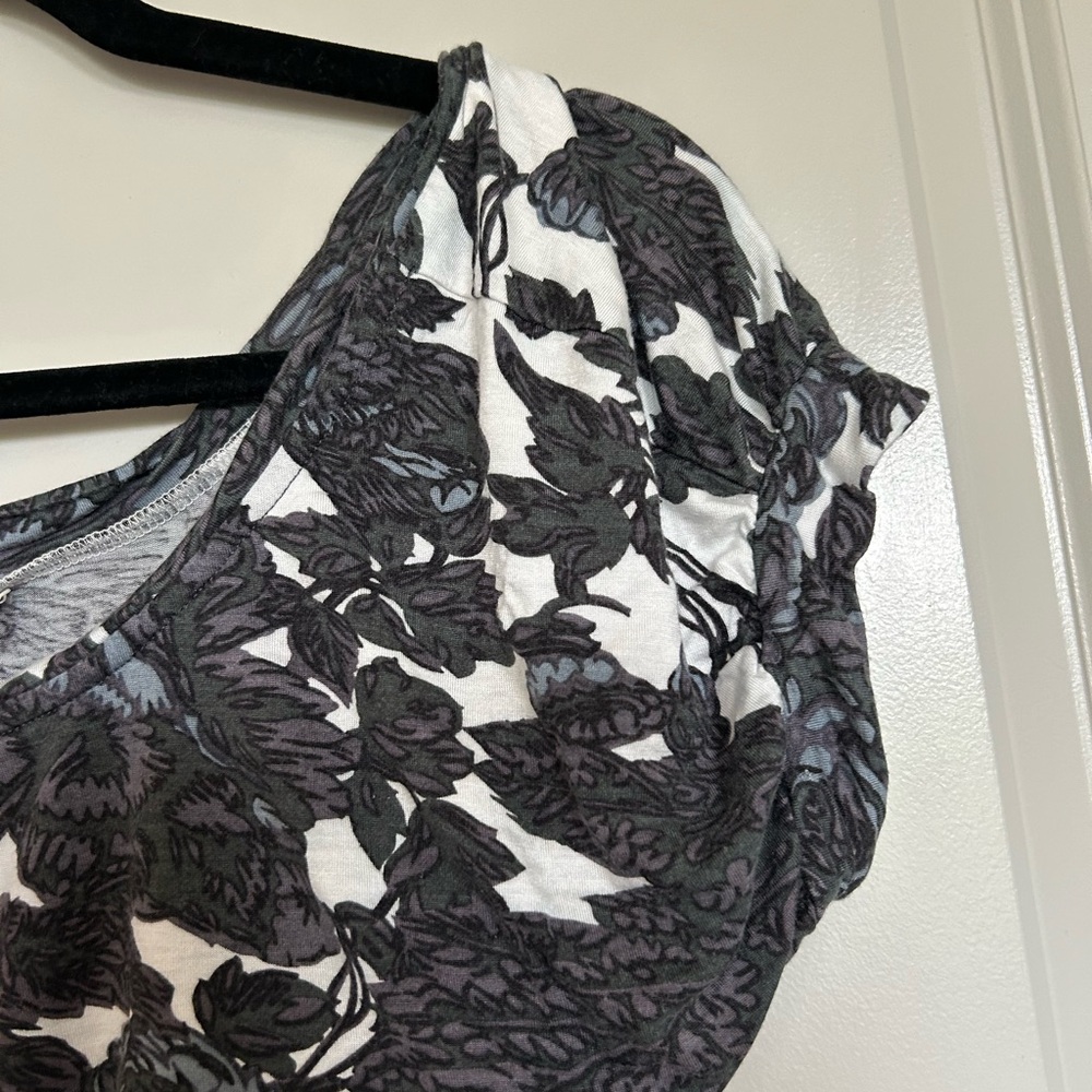 Dries Van Noten Black and White Asymmetrical Crop Blouse - Picture 5 of 6